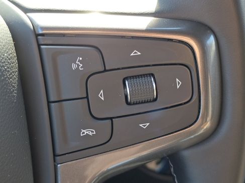 Used 2024 Chevrolet Silverado 1500 High Country image 17