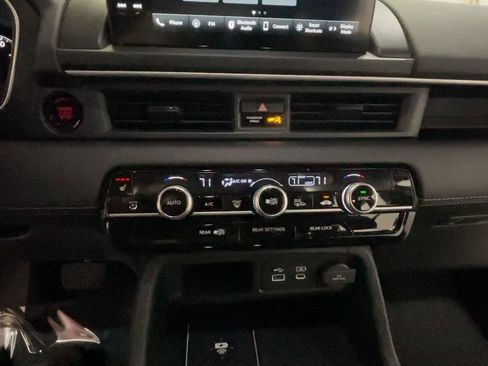 Used 2023 Honda Pilot EX-L image 37