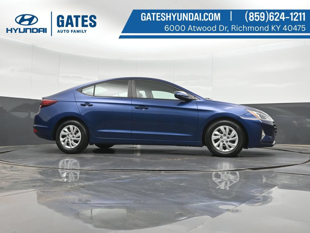 Used 2020 Hyundai Elantra SE FWD image 34