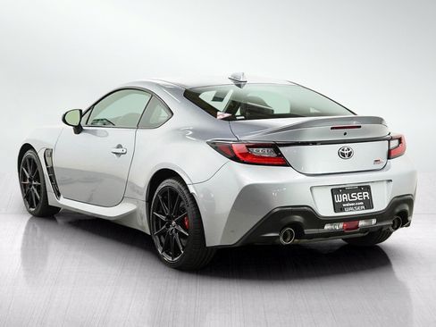 Used 2025 Toyota GR86 Premium w/ Performance Package RWD image 3