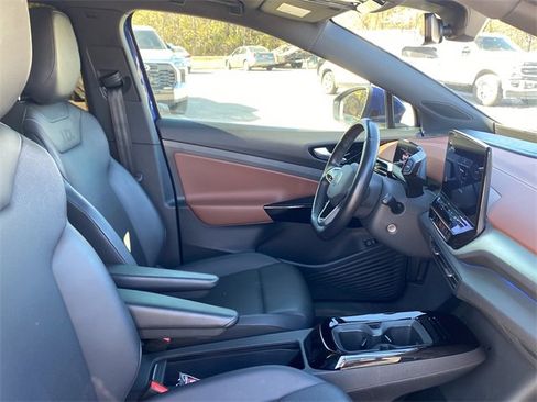 Used 2022 Volkswagen ID.4 Pro S w/ Gradient Package image 11