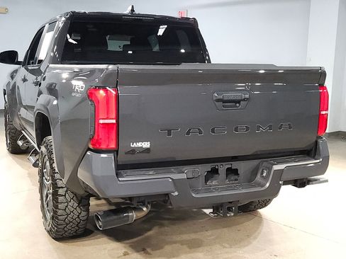Certified 2025 Toyota Tacoma TRD Sport image 6