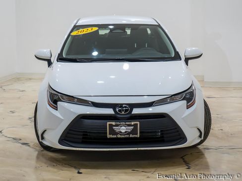 Used 2023 Toyota Corolla LE image 5