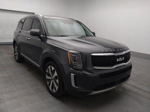 Used 2022 Kia Telluride S FWD image 11