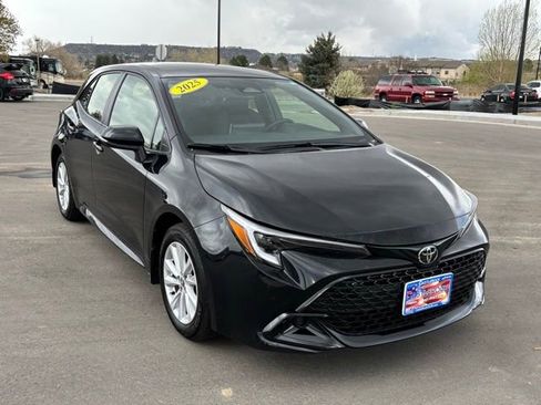 Used 2025 Toyota Corolla SE FWD image 7