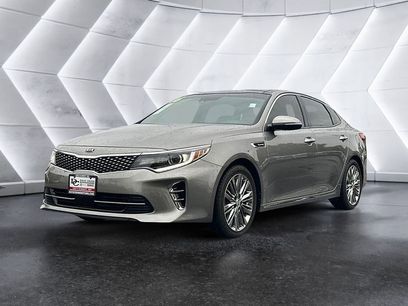 Used 2016 Kia Optima SX w/ Chrome Wheel Package