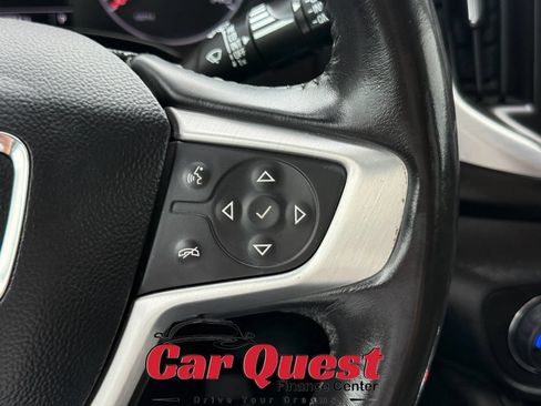 Used 2018 GMC Terrain SLE w/ Driver Convenience Package FWD image 25