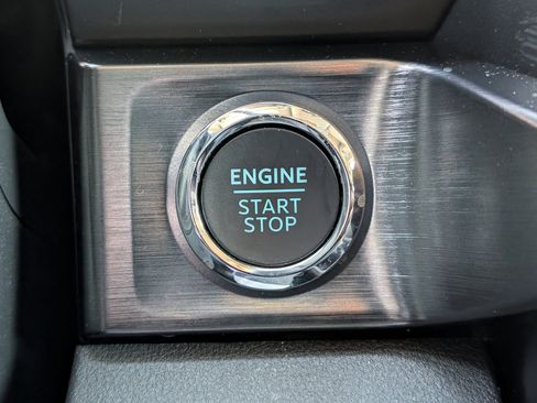 New 2026 Ford F250 Lariat w/ Black Appearance Package image 22