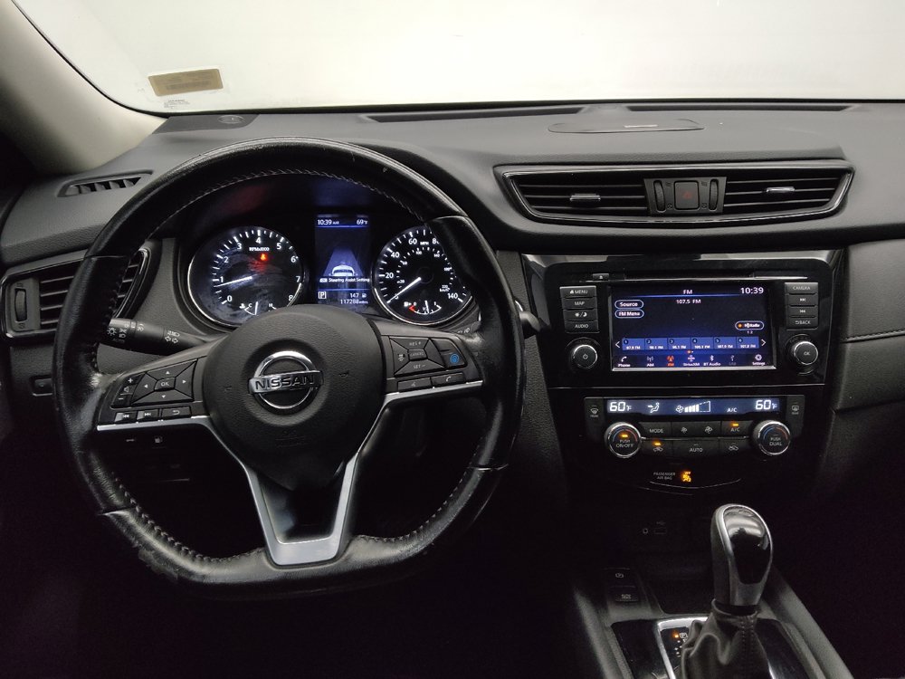 Used 2020 Nissan Rogue SV w/ Sun & Sound Touring Package FWD image 22