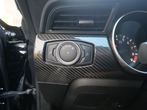 Used 2020 Ford Mustang Shelby GT350 w/ Technology Package image 9