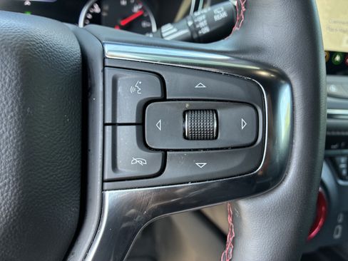 Used 2025 Chevrolet Blazer RS FWD image 29