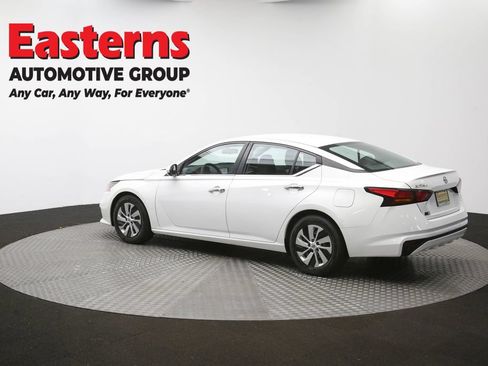 Used 2022 Nissan Altima 2.5 S FWD image 61