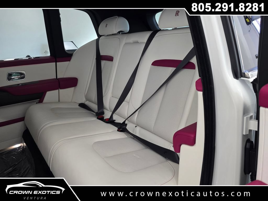 Used 2026 Rolls-Royce Cullinan AWD/4WD image 28