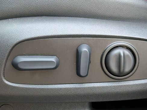 Used 2023 Chevrolet Equinox RS w/ RS Leather Package FWD image 36