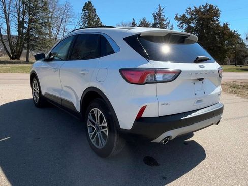 Used 2021 Ford Escape SEL image 5