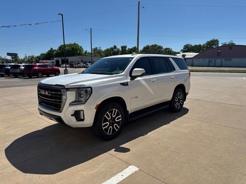 Used 2023 GMC Yukon AT4 AWD/4WD image 10