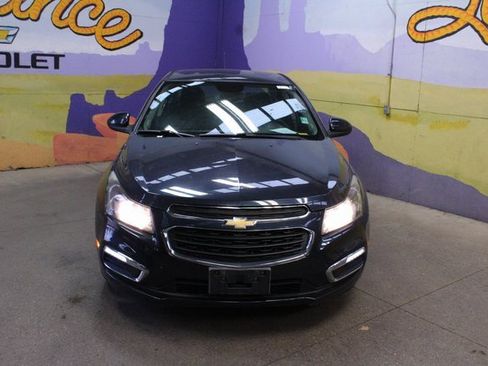 Used 2015 Chevrolet Cruze LT image 3