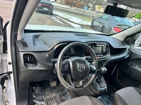 Used 2020 RAM ProMaster City Tradesman image 15