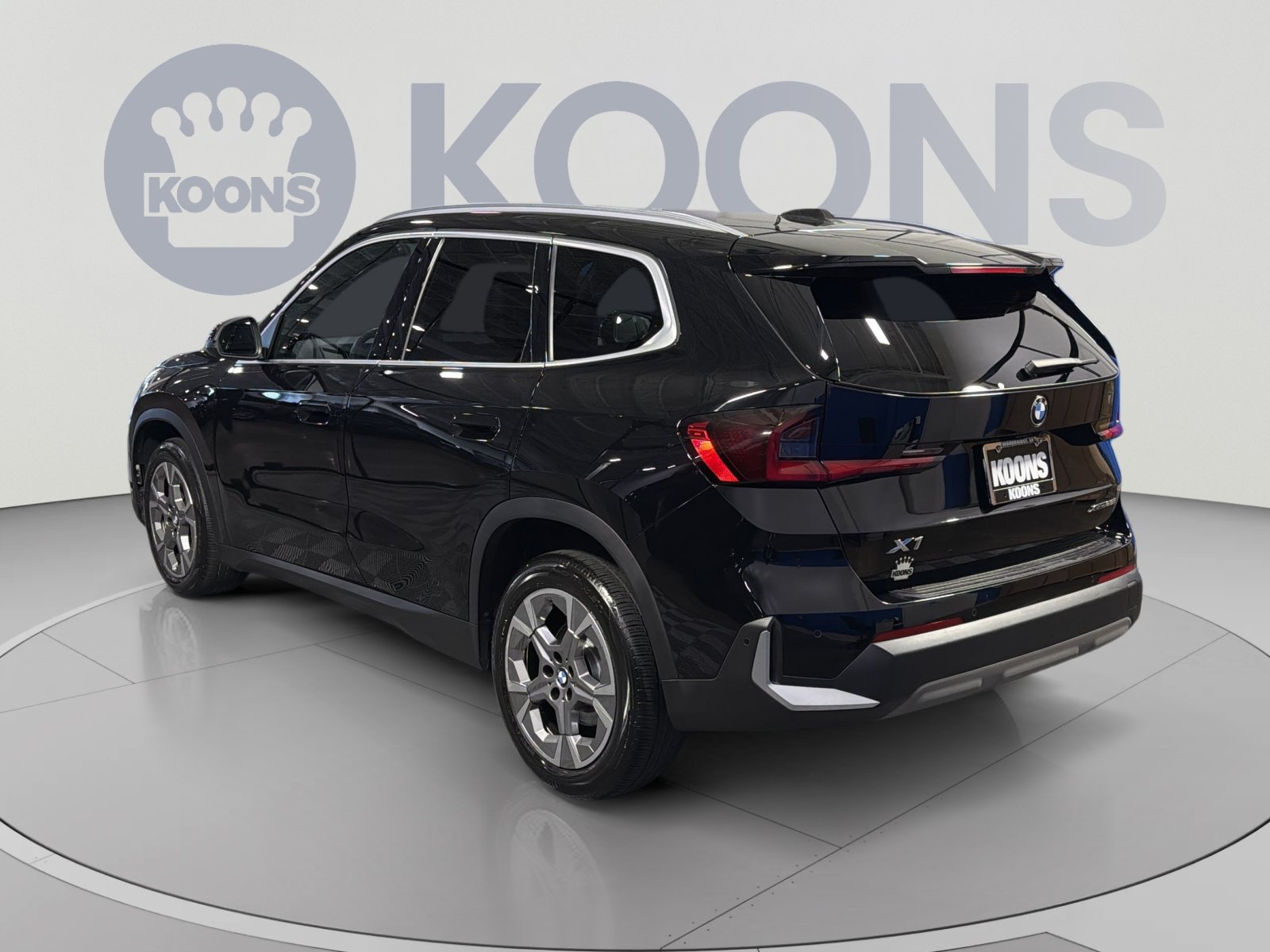 Used 2023 BMW X1 xDrive28i AWD/4WD image 4