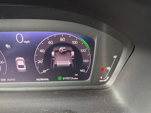 Certified 2023 Honda Accord Touring image 26