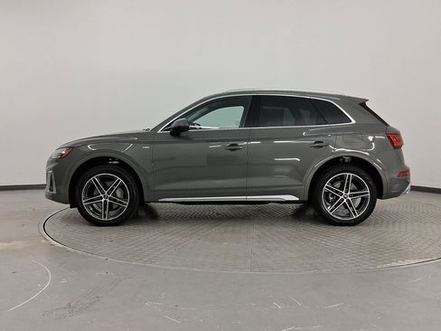 Used 2025 Audi Q5 e Premium image 2