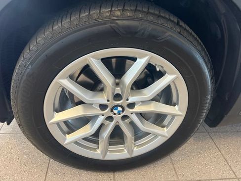 Used 2019 BMW X5 xDrive40i w/ Convenience Package AWD/4WD image 39