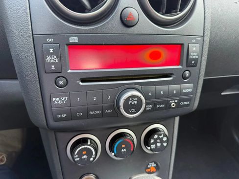 Used 2010 Nissan Rogue S AWD/4WD image 12