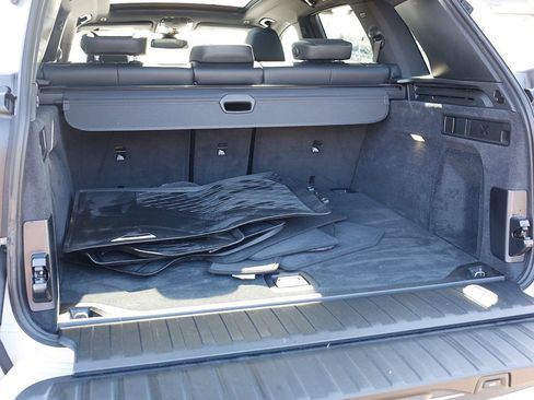 Used 2023 BMW X5 xDrive40i w/ Premium Package image 19