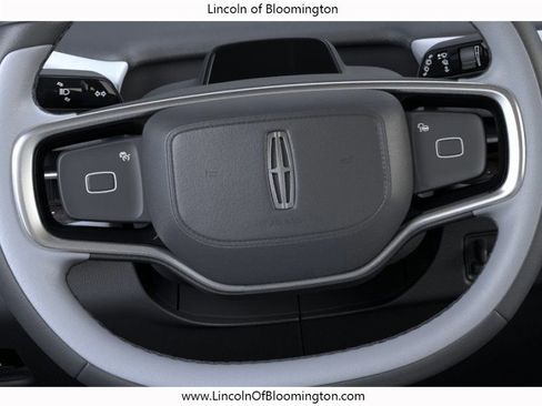 New 2026 Lincoln Navigator L Black Label AWD/4WD image 13