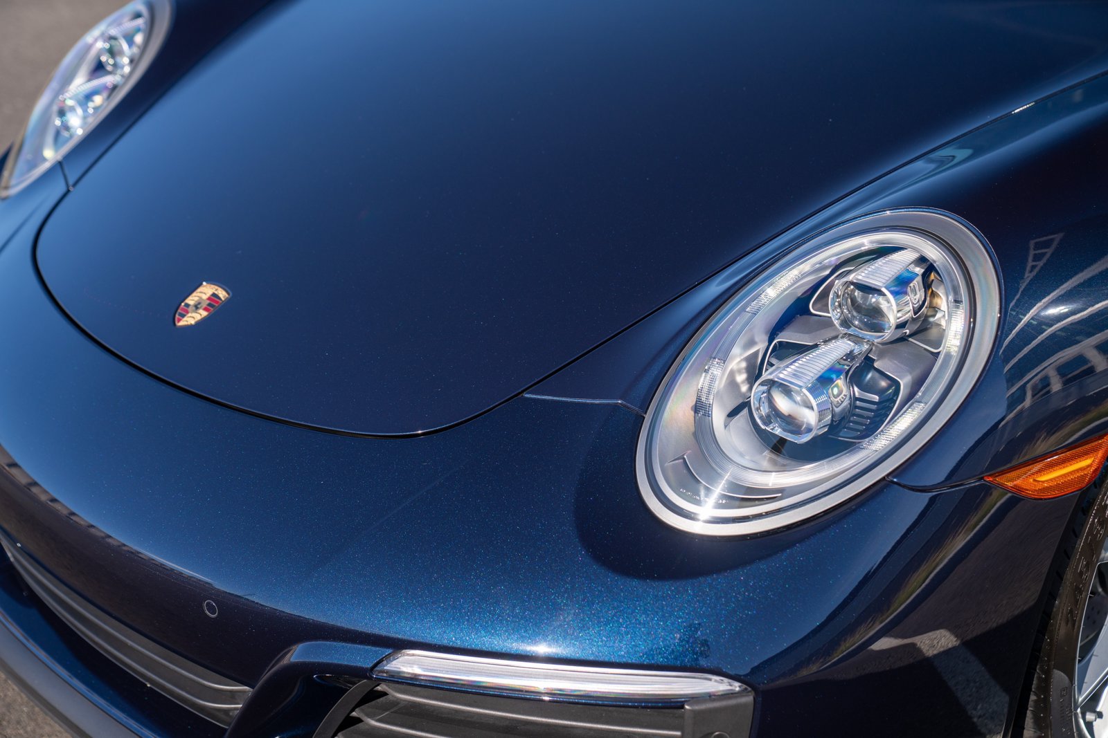 Certified 2018 Porsche 911 Carrera S RWD image 28