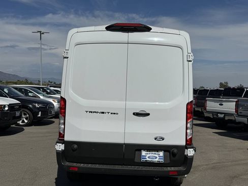 New 2026 Ford Transit 250 148 Medium Roof w/ Load Area Protection Package RWD image 6