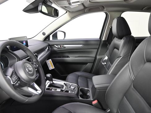 New 2025 MAZDA CX-5 AWD 2.5 S w/ Premium Plus Pkg image 13