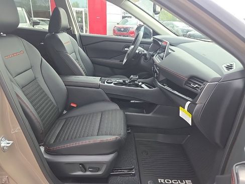 New 2026 Nissan Rogue SV w/ Rock Creek Premium Package image 27