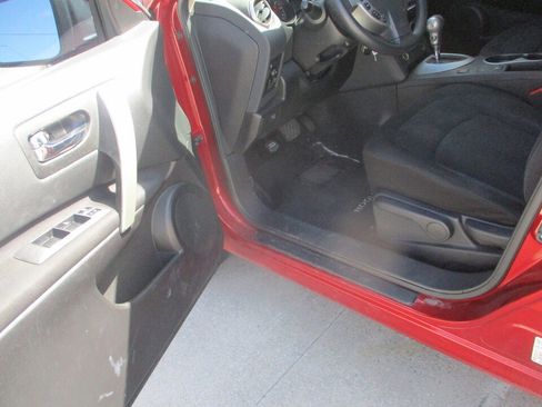 Used 2015 Nissan Rogue S w/ Convenience Package AWD/4WD image 23