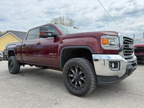 Used 2017 GMC Sierra 2500 SLE w/ HD SLE Preferred Plus Package image 11