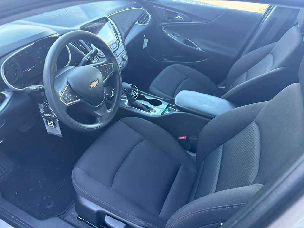 Certified 2024 Chevrolet Malibu LS FWD image 8