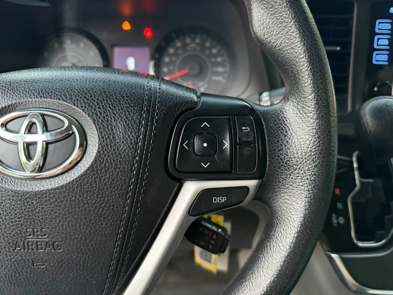 Used 2017 Toyota Sienna LE FWD image 26