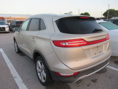 Used 2017 Lincoln MKC Premiere AWD/4WD image 4