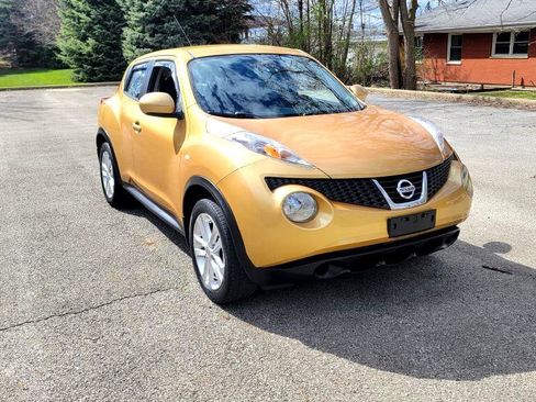 Used 2014 Nissan Juke S image 1