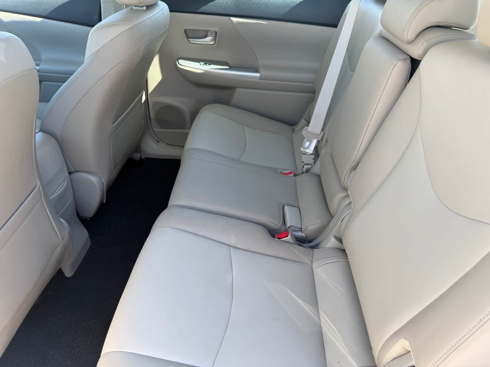 Used 2014 Toyota Prius V Five FWD image 14