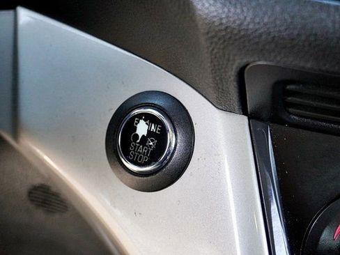 Used 2016 Ford C-MAX Energi SEL image 26