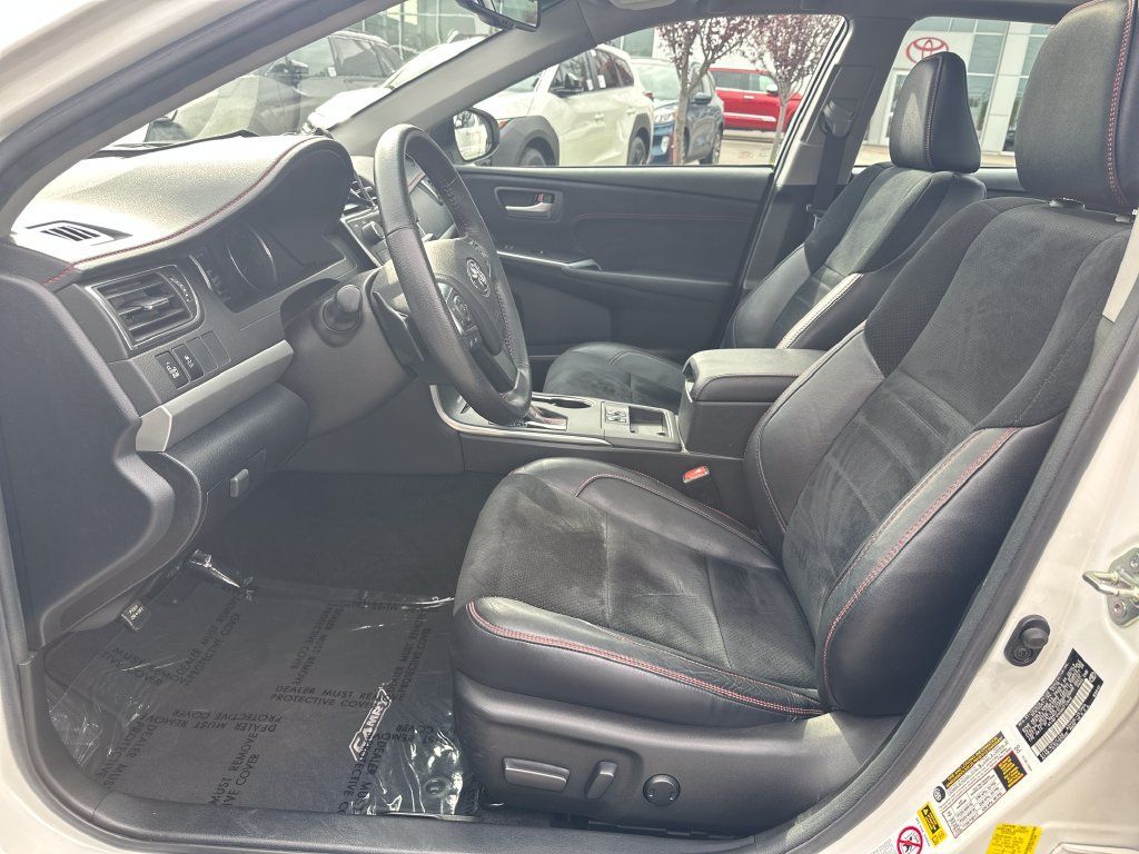 Certified 2017 Toyota Camry XSE w/ Moonroof Package FWD image 12