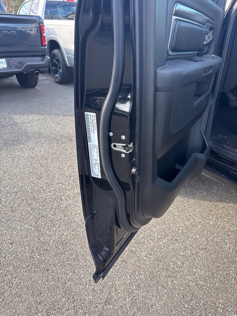 Used 2024 RAM 1500 Warlock AWD/4WD image 31
