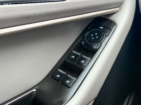 Certified 2025 Ford Explorer Active w/ Active Comfort Package image 34