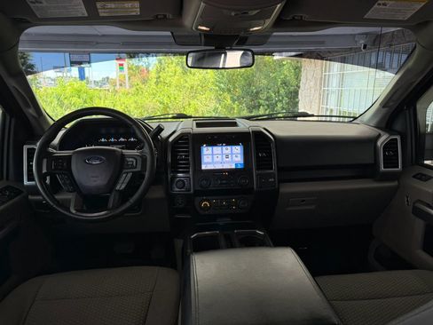 Used 2019 Ford F150 XLT w/ Equipment Group 302A Luxury AWD/4WD image 14