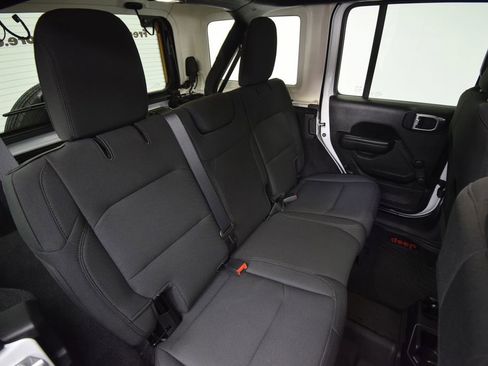 Used 2021 Jeep Wrangler Unlimited Sport AWD/4WD image 20