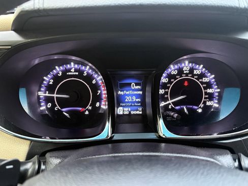 Used 2014 Toyota Avalon XLE image 29