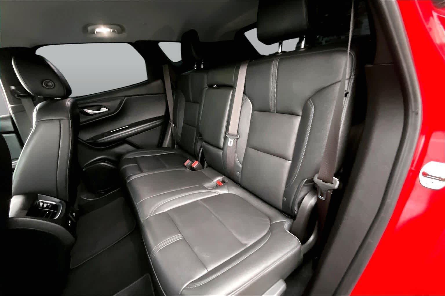 Used 2021 Chevrolet Blazer LT w/ Sound & Technology Package FWD image 19