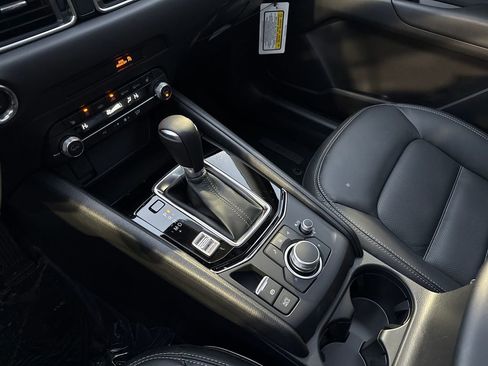New 2025 MAZDA CX-5 AWD 2.5 S w/ Preferred Package image 13