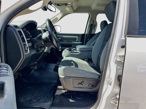 Used 2019 RAM 1500 Big Horn AWD/4WD image 19